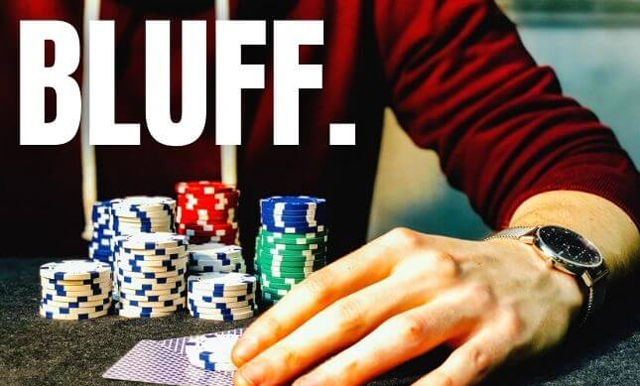 Cách bluff trong poker hiệu quả